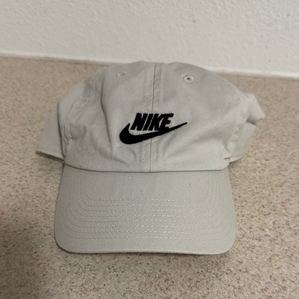 Nike Light Tan Baseball Cap